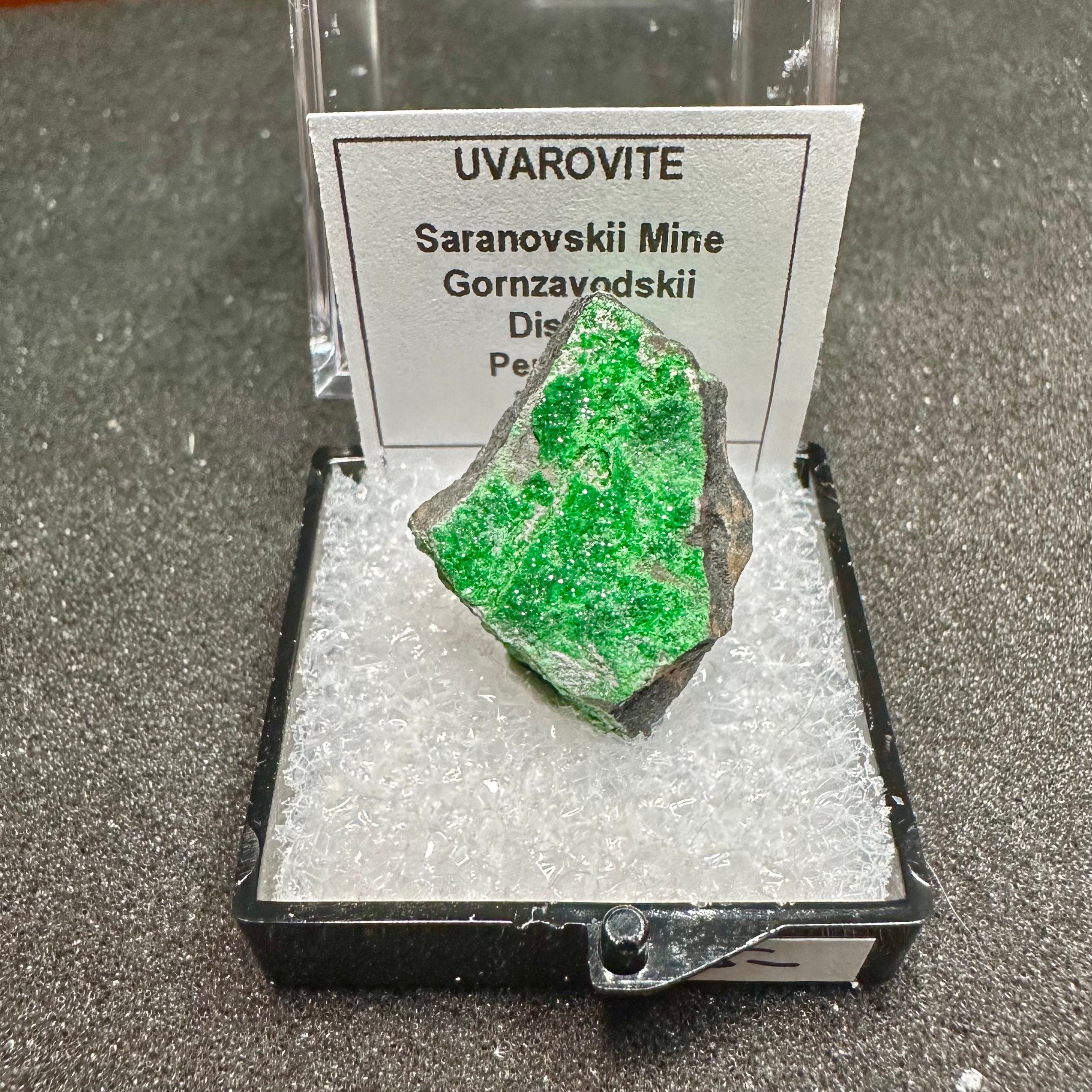 Uvarovite Green Garnets (Thumbnail Specimen)-- Saranovskii Mine, Russia TN22