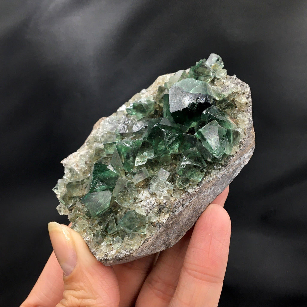 Fluorite, UV—Fairy Holes Pocket, Lady Annabella Mine, England FLUO8