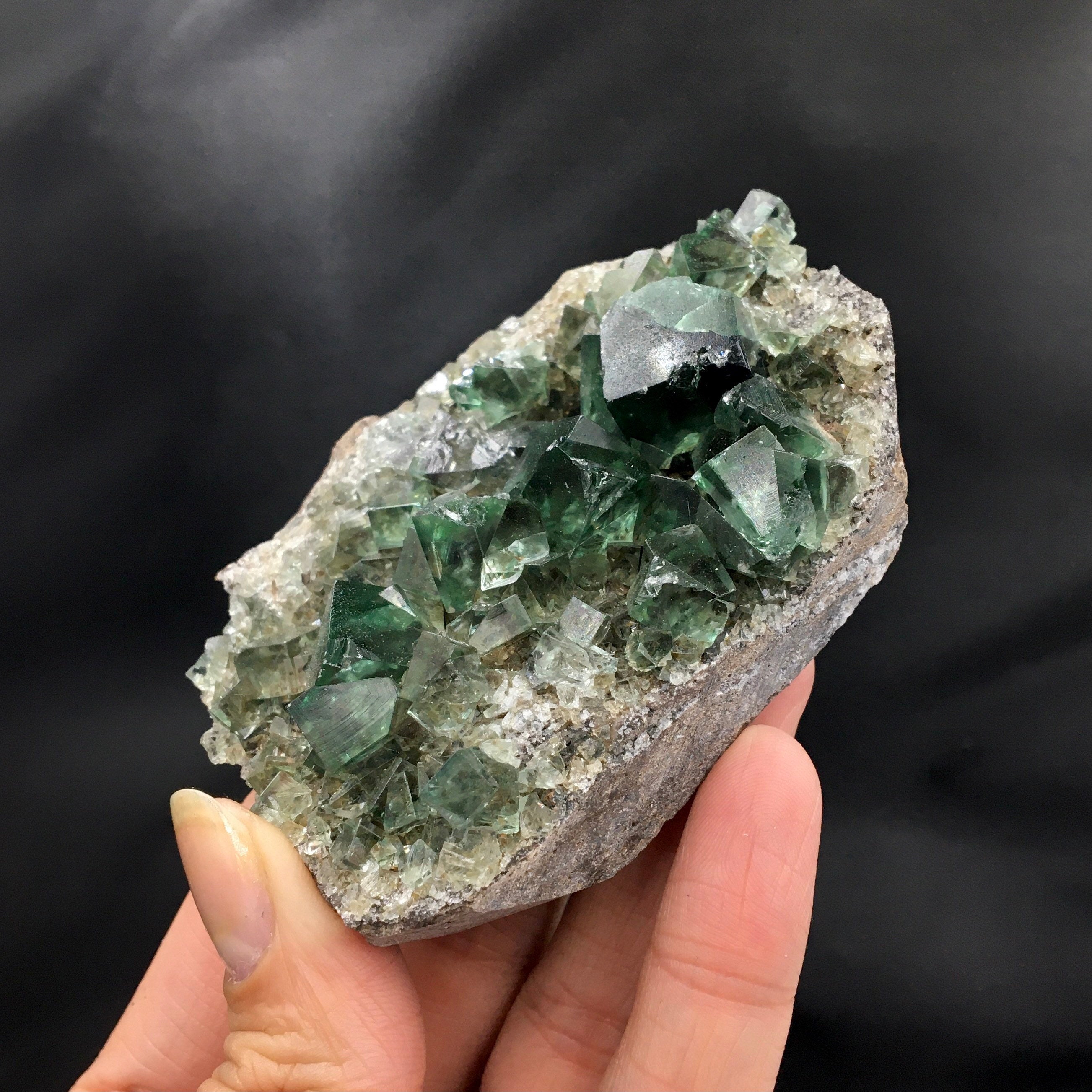 Fluorite, UV—Fairy Holes Pocket, Lady Annabella Mine, England FLUO8