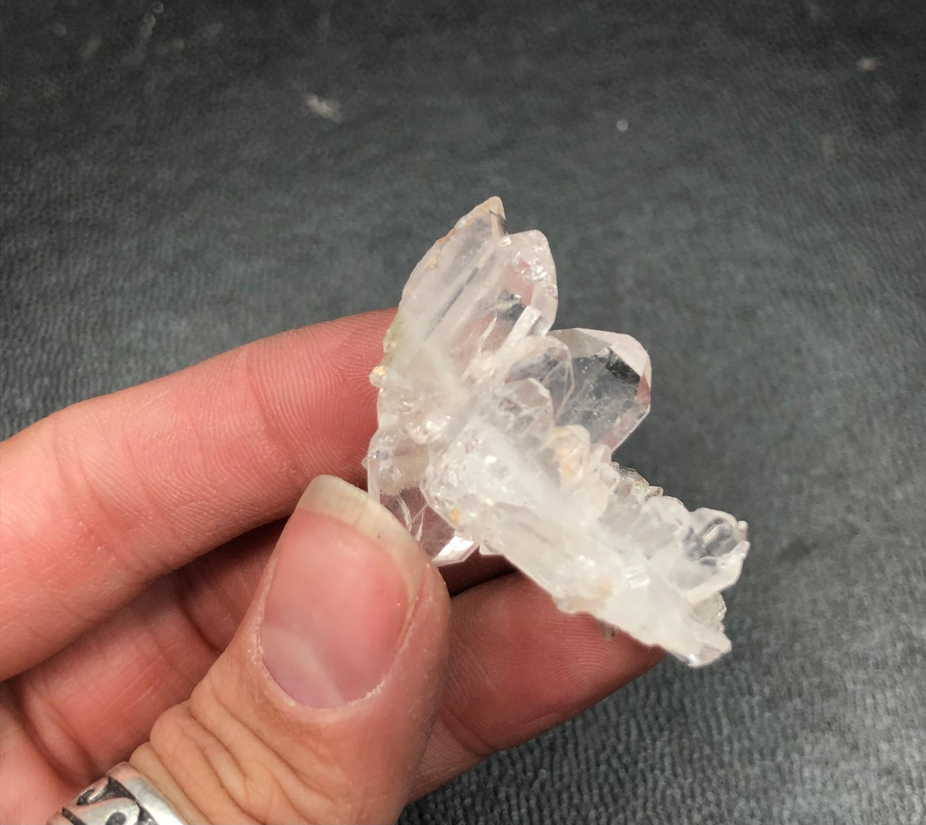 Faden Quartz Crystal Cluster (Miniature)-- Pakistan MINI23
