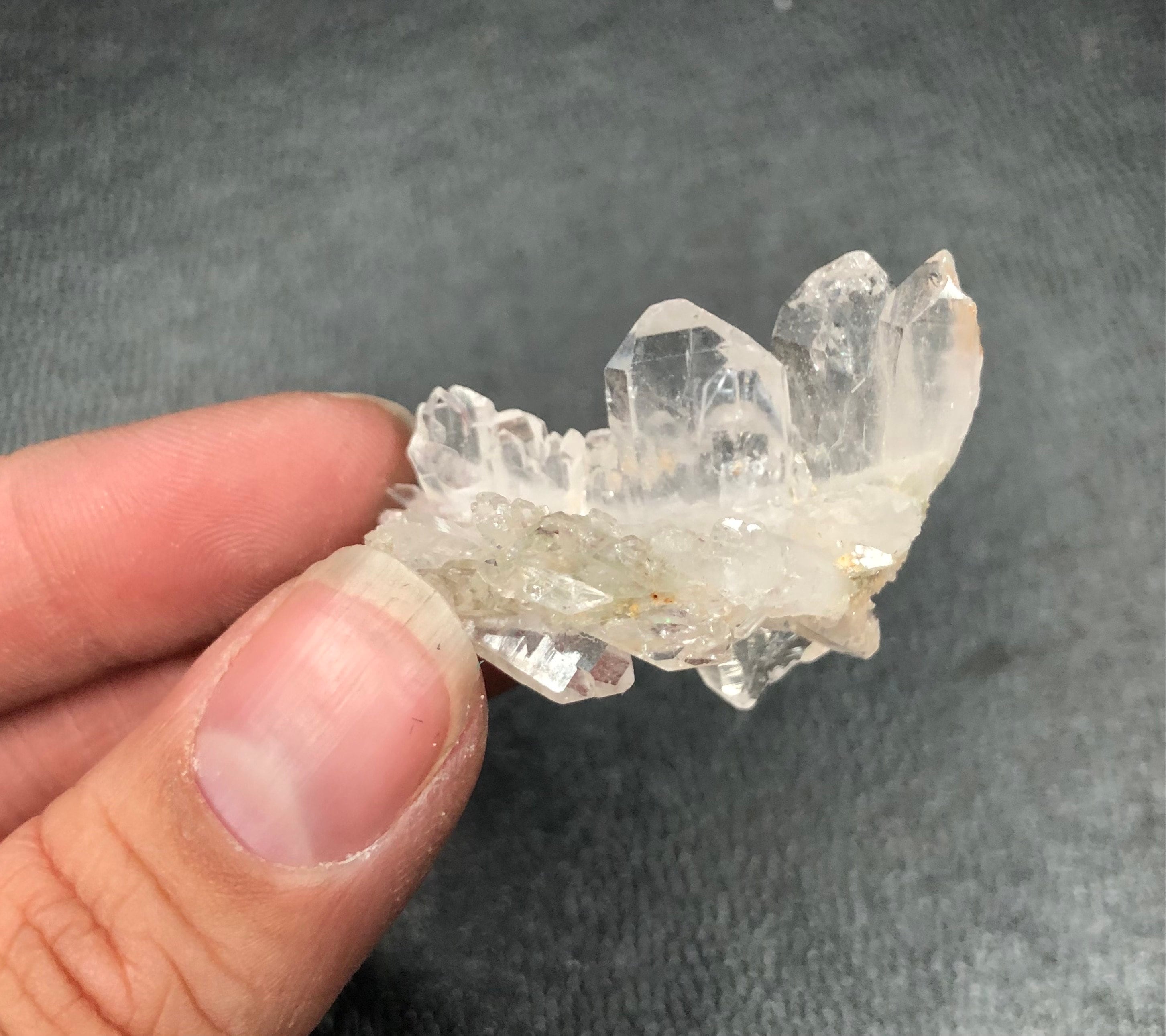 Faden Quartz Crystal Cluster (Miniature)-- Pakistan MINI23