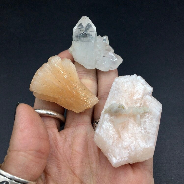 Indian Mineral Set: Apophyllite, Heulandite, Stilbite Crystal Cluster (MINI32)