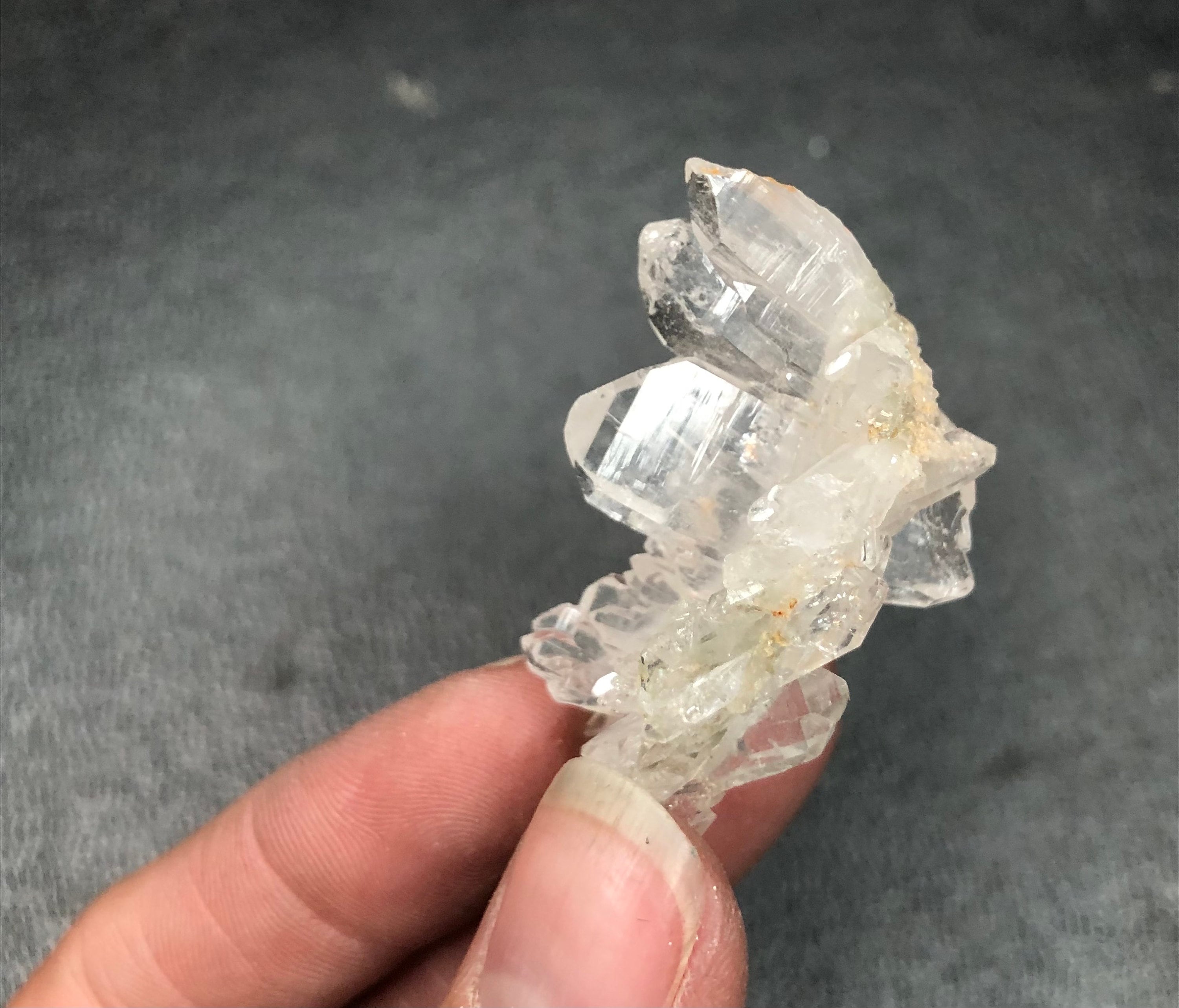 Faden Quartz Crystal Cluster (Miniature)-- Pakistan MINI23