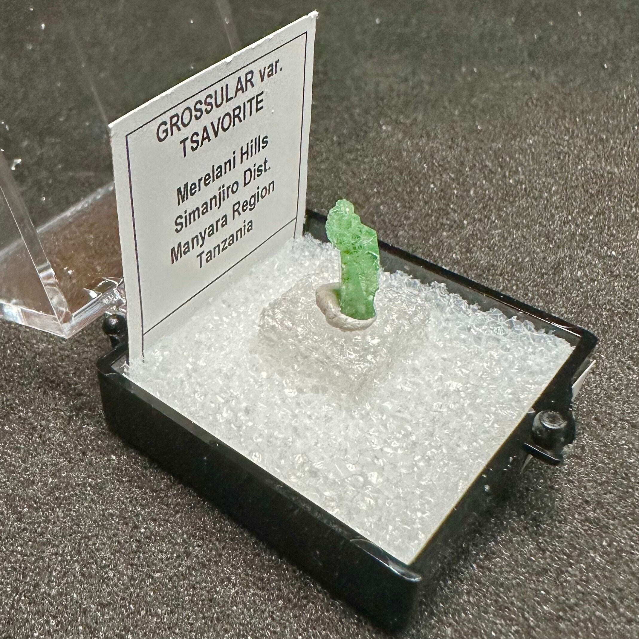 Tsavorite Garnet Grossular Green Crystals (Thumbnail Specimen)--Tanzania TN21
