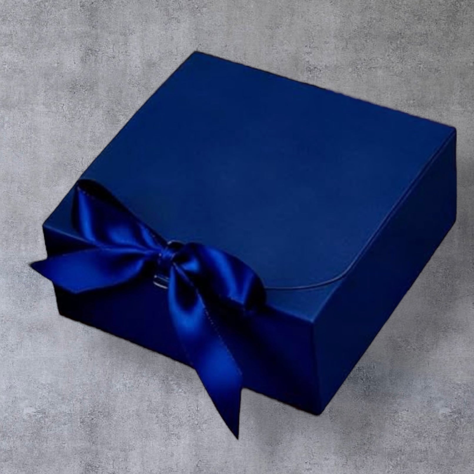 Spiritual Guidance and Dreams: Themed Box of Jewelry and Crystal Gifts