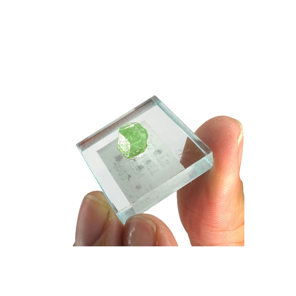 Tsavorite Garnet Rare (TN Size)—Tanzania 2