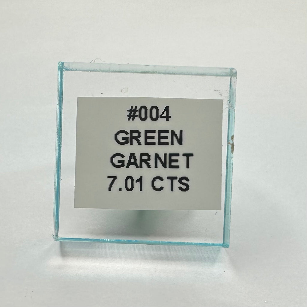 Tsavorite Garnet Elongated Rare (TN Size)—Tanzania 4