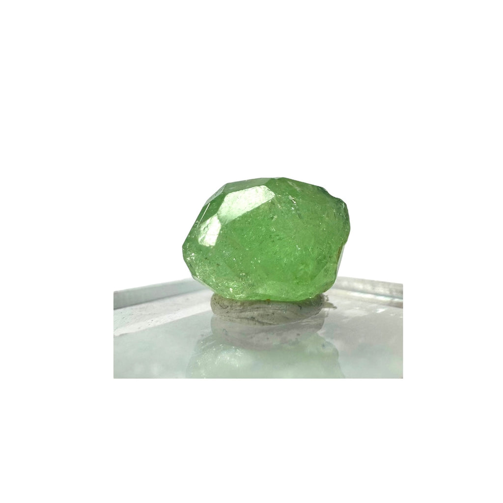 Tsavorite Garnet Rare (TN Size)—Tanzania 3