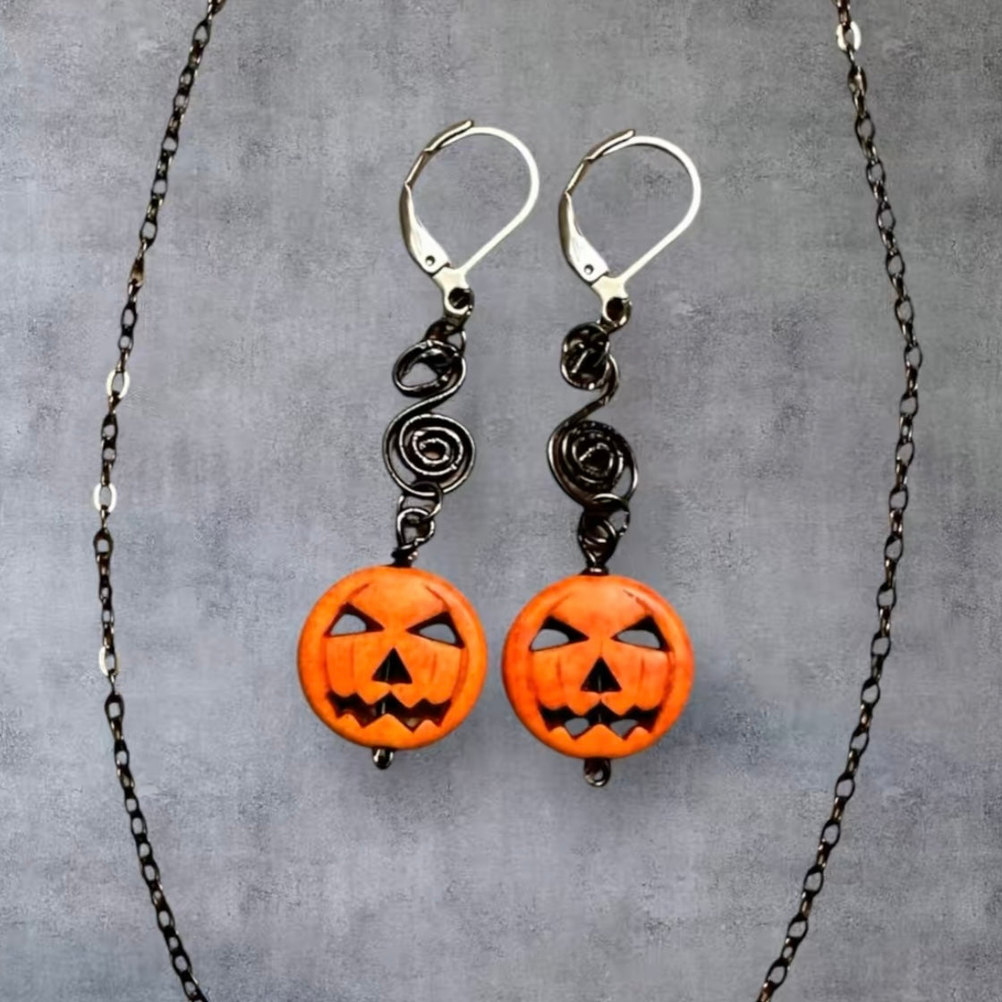 Jack-o-Lantern Jewelry Set A: Gemstone Bead, Gunmetal Chain, Stainless Steel