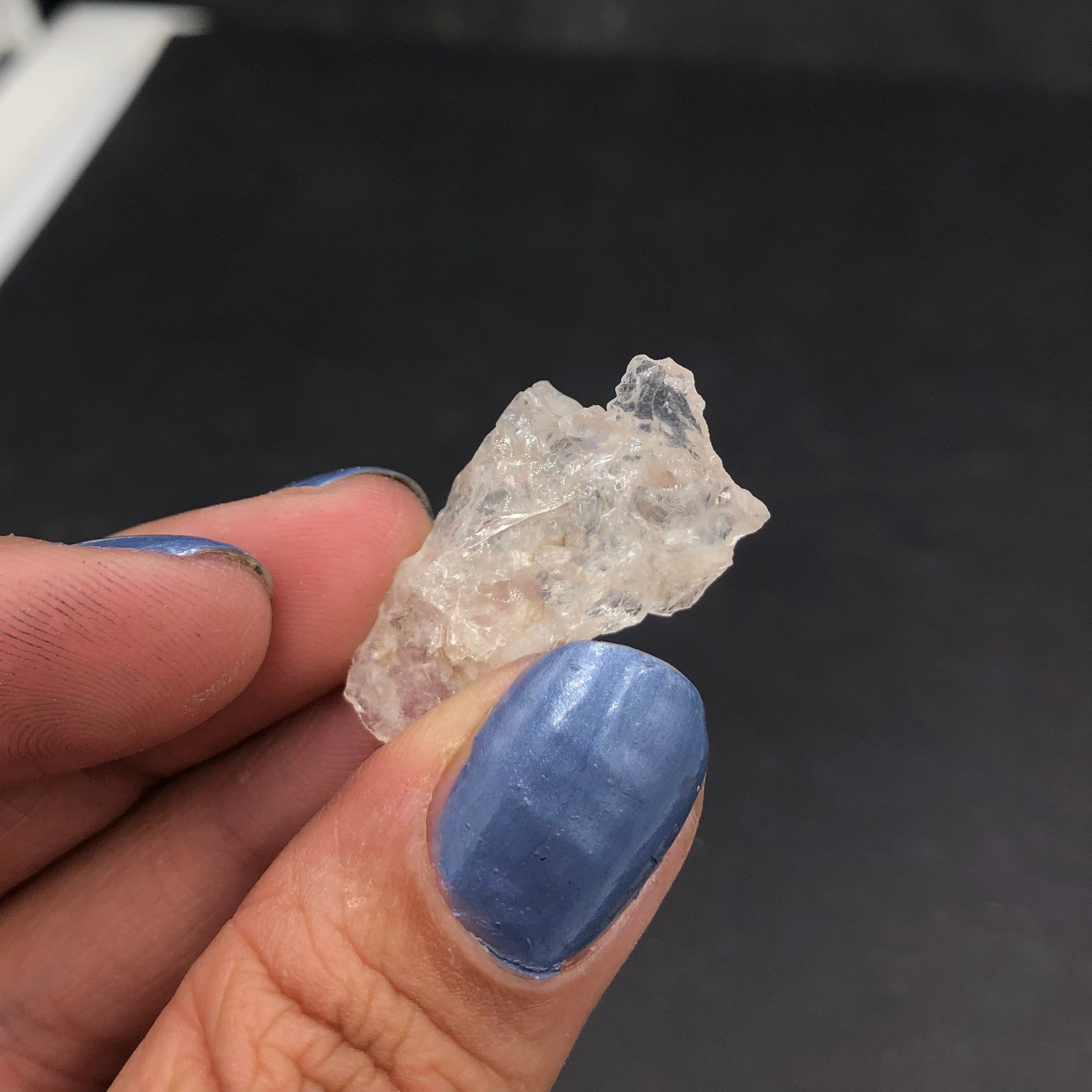 Hyalite Opal UV Raw (Miniature)--San Luis Potosi, Mexico MINI9