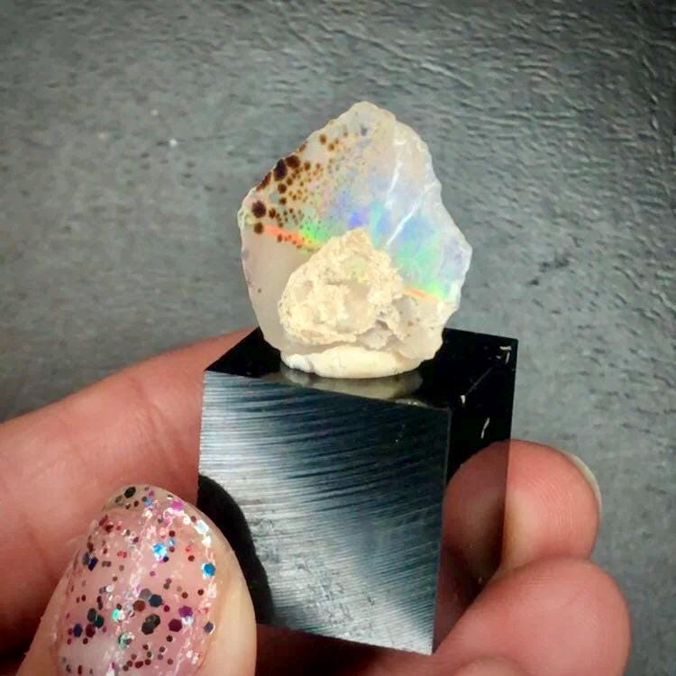 Ethiopian Opal Raw Specimen: Rainbow Fire, Leopard Print--Ethiopia MINI4