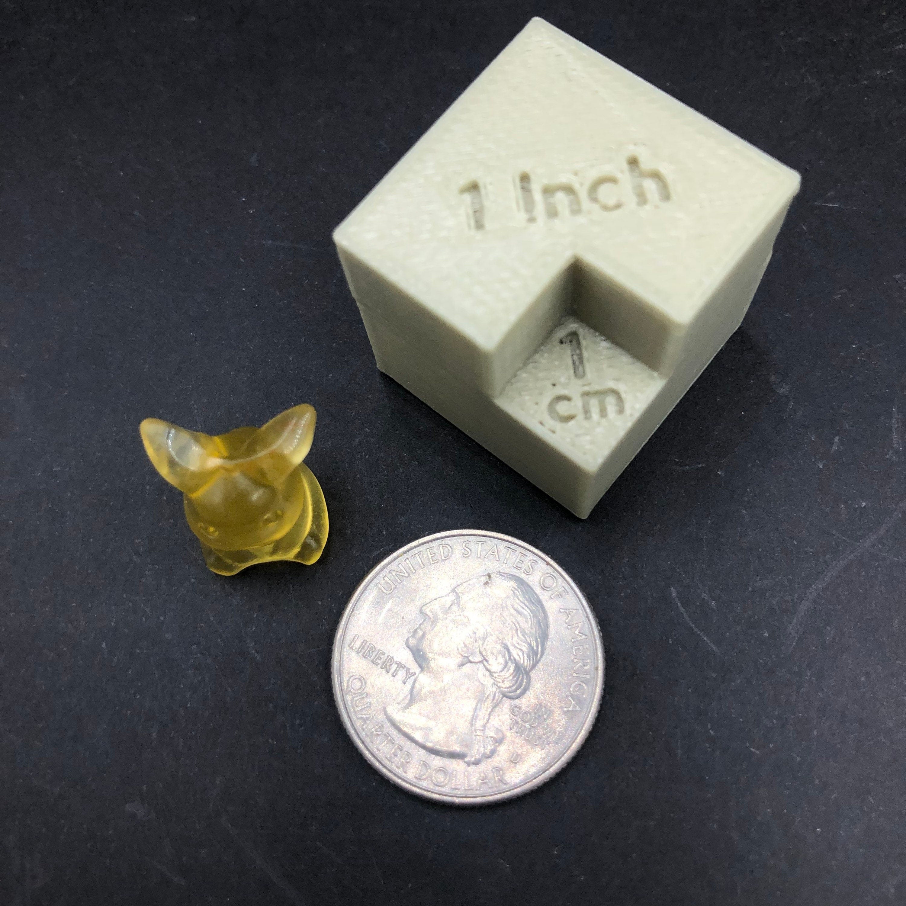 Pikachu Inspired Mouse Carving, Yellow Fluorite (Miniature) MINI31