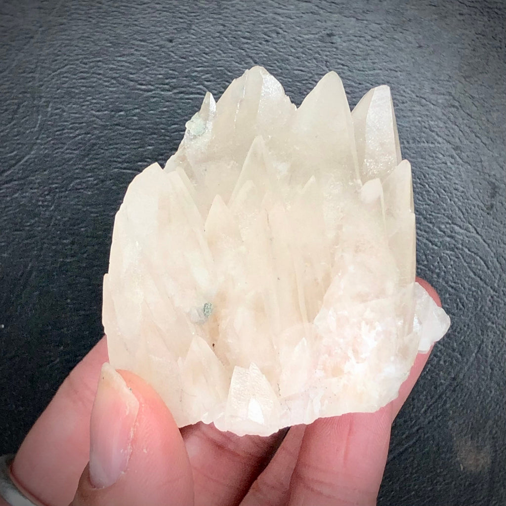 Dogtooth Calcite Cream UV--Ojuela Mine, Mexico CMIX12