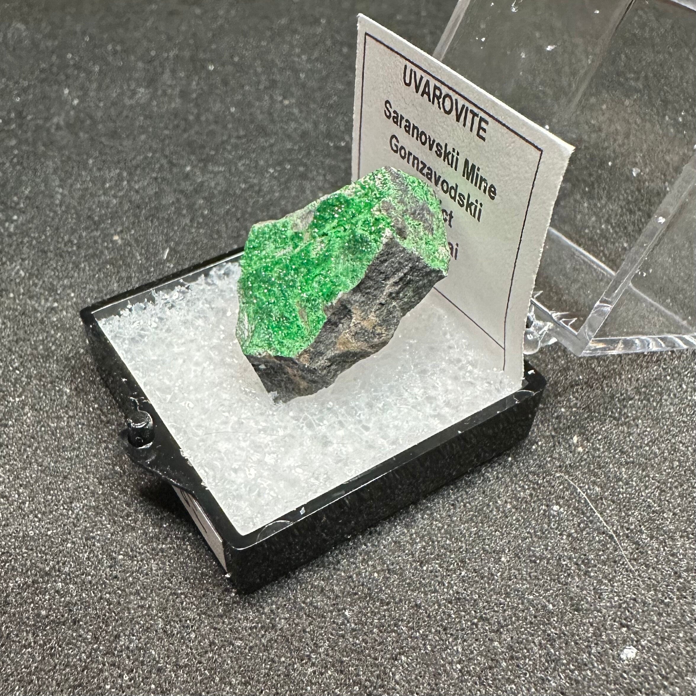 Uvarovite Green Garnets (Thumbnail Specimen)-- Saranovskii Mine, Russia TN22