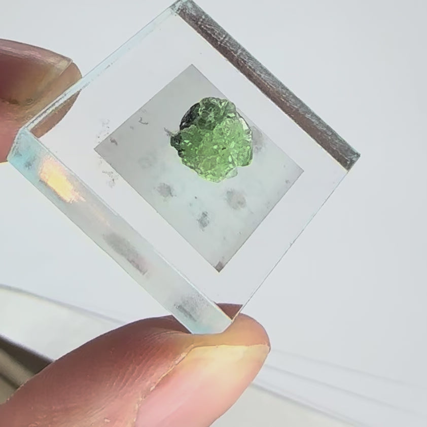 Tsavorite Garnet Rare (TN Size)—Tanzania 1